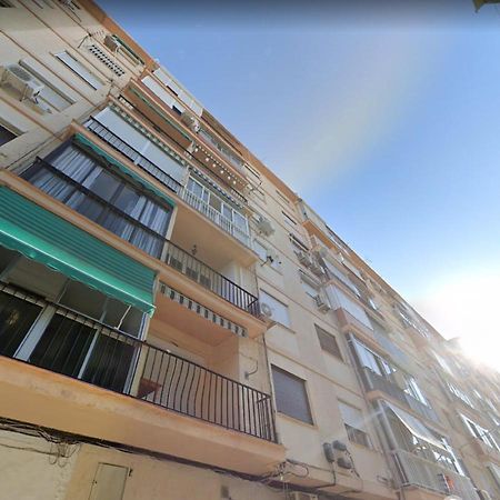 Apartamento en calle Mendoza - Zona Huelin&300 mts de la playa Apartamento Málaga Exterior foto