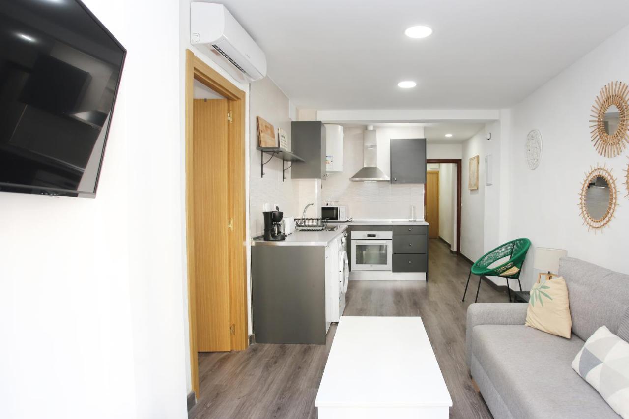 Apartamento en calle Mendoza - Zona Huelin&300 mts de la playa Apartamento Málaga Exterior foto