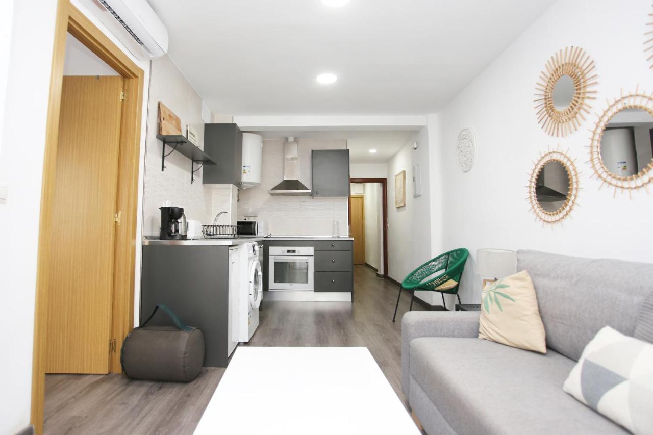 Apartamento en calle Mendoza - Zona Huelin&300 mts de la playa Apartamento Málaga Exterior foto