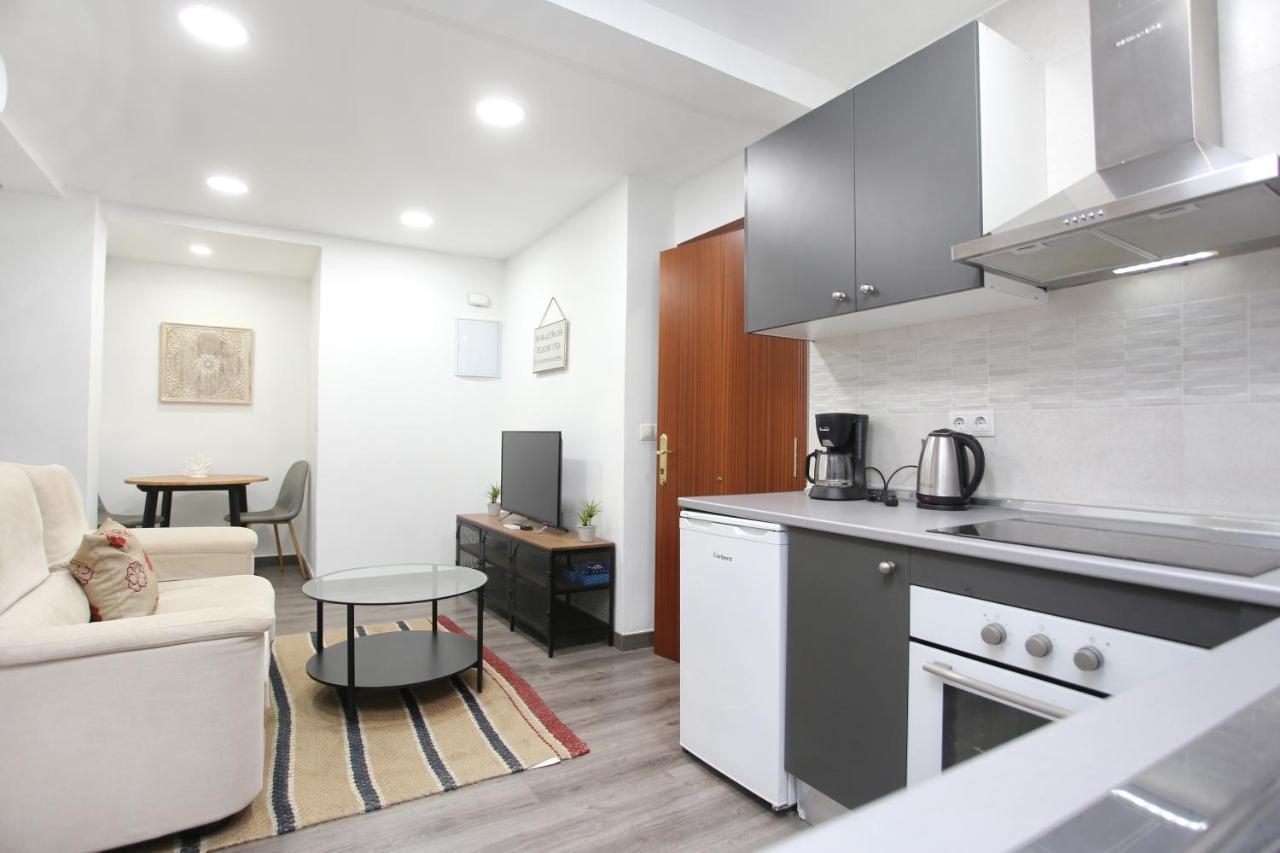 Apartamento en calle Mendoza - Zona Huelin&300 mts de la playa Apartamento Málaga Exterior foto