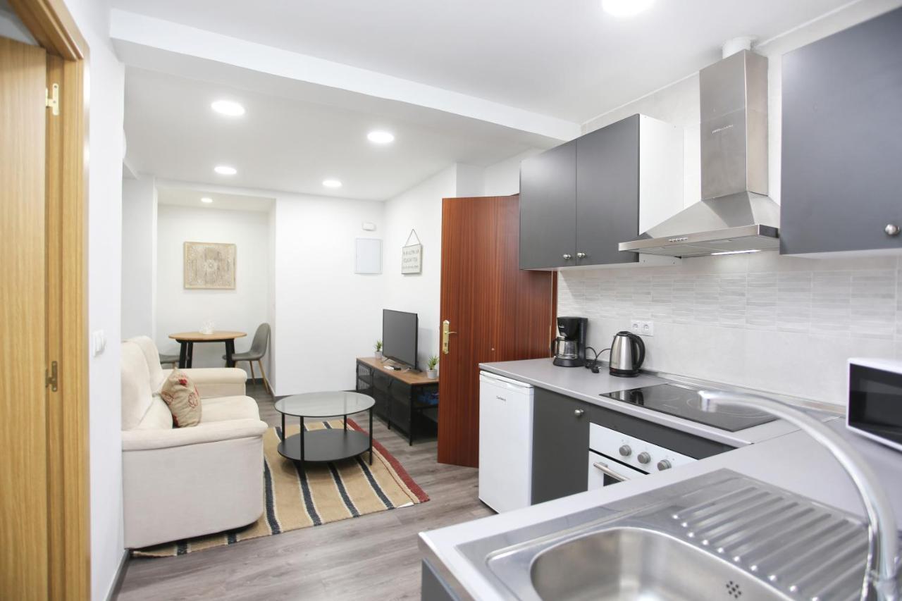 Apartamento en calle Mendoza - Zona Huelin&300 mts de la playa Apartamento Málaga Exterior foto