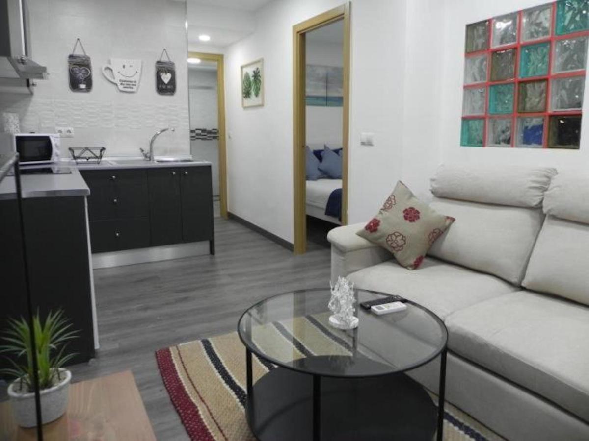 Apartamento en calle Mendoza - Zona Huelin&300 mts de la playa Apartamento Málaga Exterior foto